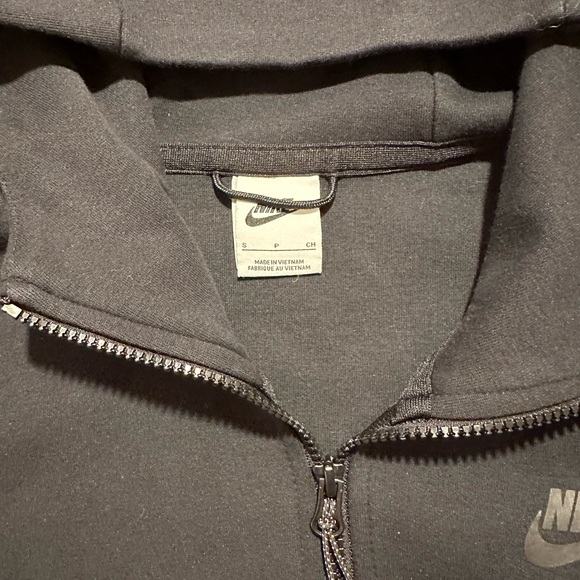Nike Tech men’s zip up hoodie - Picture 2 of 2